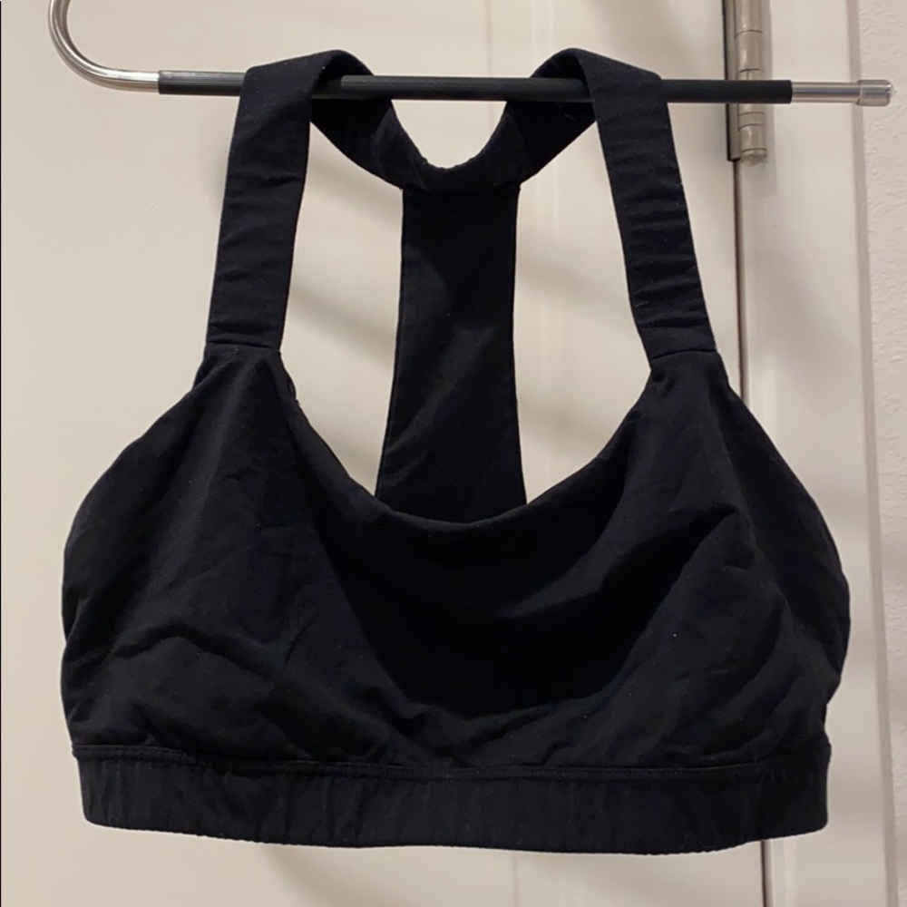 Gap Body black sports bra